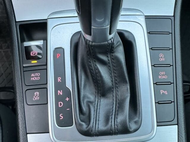 Серый Фольксваген Пассат Вариант, объемом двигателя 2 л и пробегом 259 тыс. км за 12500 $, фото 5 на Automoto.ua