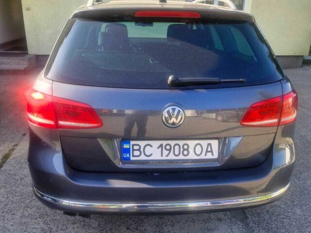 Серый Фольксваген Пассат Вариант, объемом двигателя 2 л и пробегом 350 тыс. км за 251 $, фото 2 на Automoto.ua