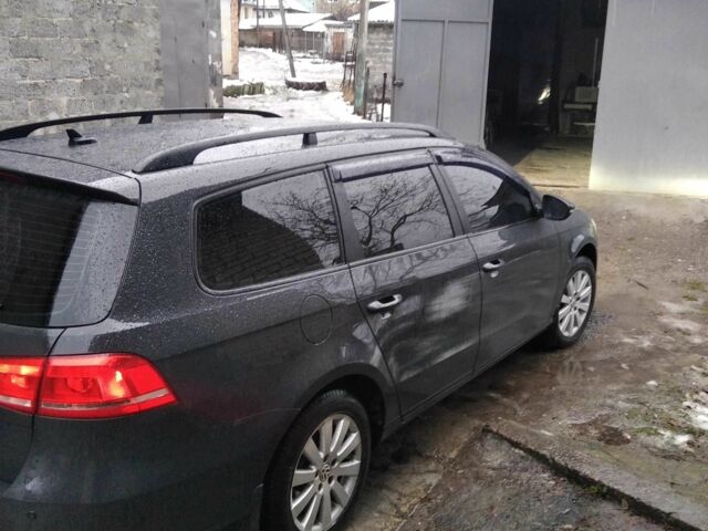 Серый Фольксваген Пассат Вариант, объемом двигателя 2 л и пробегом 328 тыс. км за 10500 $, фото 3 на Automoto.ua