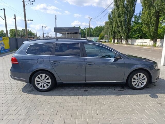 Сірий Фольксваген Пассат Варіант, об'ємом двигуна 2 л та пробігом 219 тис. км за 13500 $, фото 3 на Automoto.ua