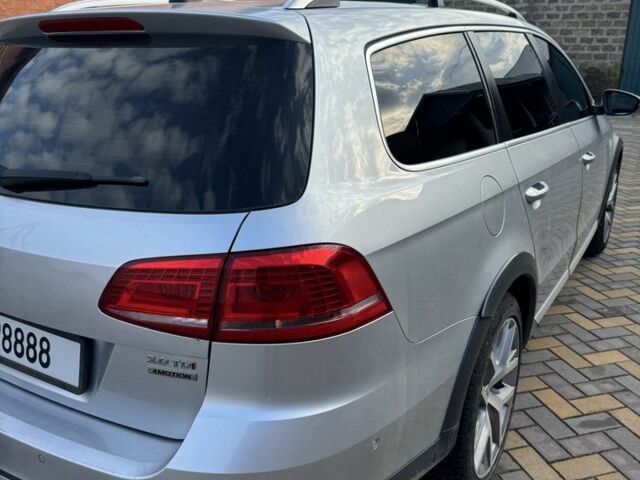 Серый Фольксваген Пассат Вариант, объемом двигателя 2 л и пробегом 298 тыс. км за 13999 $, фото 6 на Automoto.ua