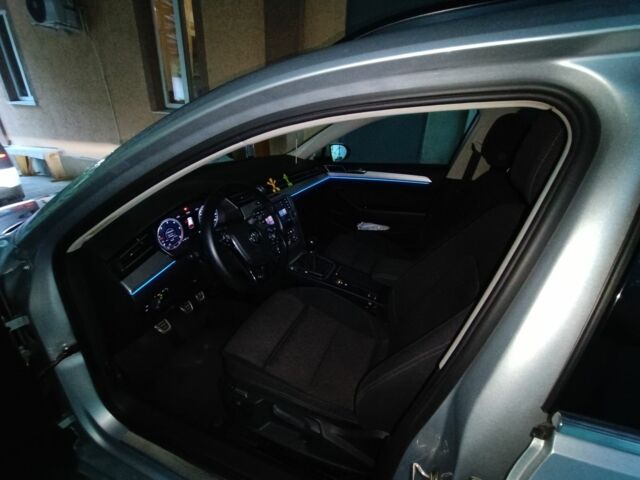 Серый Фольксваген Пассат Вариант, объемом двигателя 2 л и пробегом 206 тыс. км за 15400 $, фото 5 на Automoto.ua