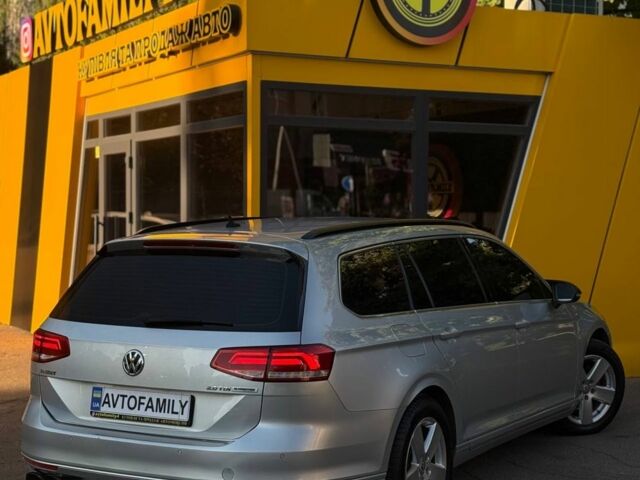 Сірий Фольксваген Пассат Варіант, об'ємом двигуна 2 л та пробігом 247 тис. км за 12000 $, фото 4 на Automoto.ua