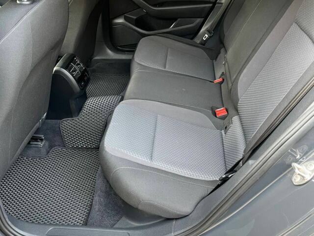 Серый Фольксваген Пассат Вариант, объемом двигателя 2 л и пробегом 325 тыс. км за 12700 $, фото 7 на Automoto.ua