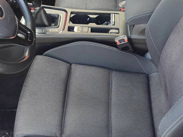 Сірий Фольксваген Пассат Варіант, об'ємом двигуна 2 л та пробігом 165 тис. км за 15350 $, фото 7 на Automoto.ua