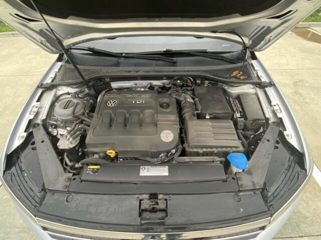 Сірий Фольксваген Пассат Варіант, об'ємом двигуна 2 л та пробігом 201 тис. км за 12350 $, фото 13 на Automoto.ua