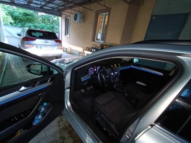 Серый Фольксваген Пассат Вариант, объемом двигателя 2 л и пробегом 206 тыс. км за 15400 $, фото 8 на Automoto.ua