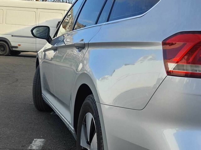 Сірий Фольксваген Пассат Варіант, об'ємом двигуна 2 л та пробігом 165 тис. км за 15350 $, фото 3 на Automoto.ua