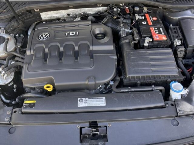 Серый Фольксваген Пассат Вариант, объемом двигателя 1.6 л и пробегом 345 тыс. км за 13100 $, фото 9 на Automoto.ua