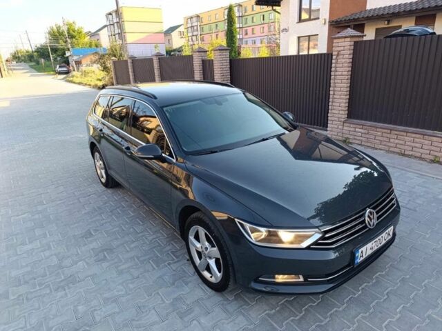 Серый Фольксваген Пассат Вариант, объемом двигателя 1.6 л и пробегом 345 тыс. км за 13100 $, фото 1 на Automoto.ua