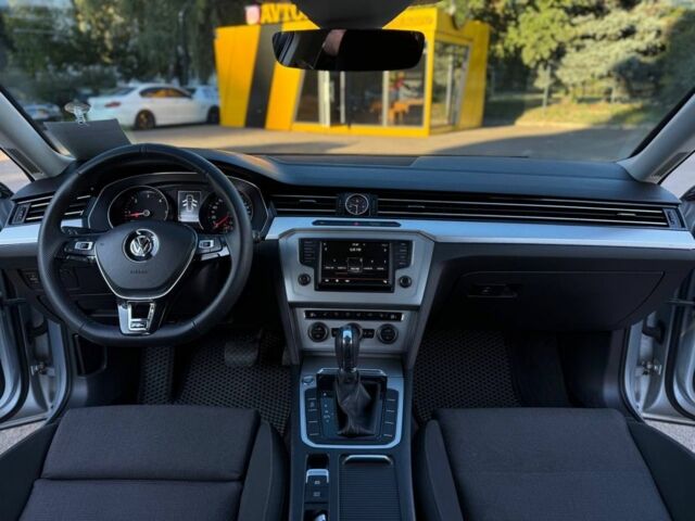 Сірий Фольксваген Пассат Варіант, об'ємом двигуна 2 л та пробігом 247 тис. км за 12000 $, фото 10 на Automoto.ua