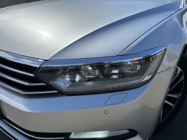 Серый Фольксваген Пассат Вариант, объемом двигателя 2 л и пробегом 320 тыс. км за 17800 $, фото 3 на Automoto.ua