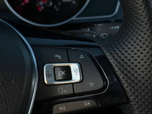 Сірий Фольксваген Пассат Варіант, об'ємом двигуна 2 л та пробігом 247 тис. км за 12000 $, фото 19 на Automoto.ua