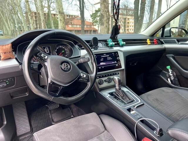 Серый Фольксваген Пассат Вариант, объемом двигателя 2 л и пробегом 152 тыс. км за 16700 $, фото 9 на Automoto.ua