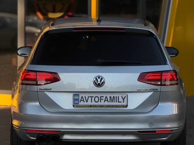 Сірий Фольксваген Пассат Варіант, об'ємом двигуна 2 л та пробігом 247 тис. км за 12000 $, фото 3 на Automoto.ua