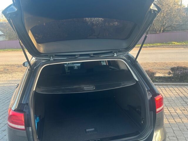 Сірий Фольксваген Пассат Варіант, об'ємом двигуна 1.6 л та пробігом 216 тис. км за 13100 $, фото 12 на Automoto.ua