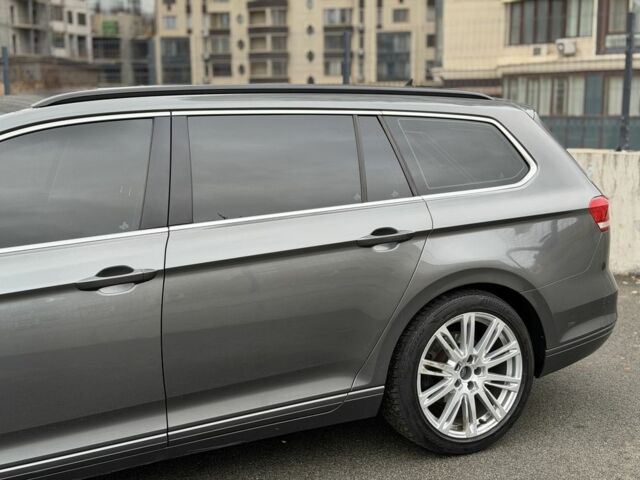 Сірий Фольксваген Пассат Варіант, об'ємом двигуна 2 л та пробігом 312 тис. км за 11999 $, фото 7 на Automoto.ua