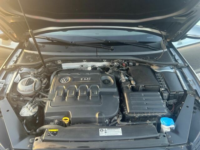 Сірий Фольксваген Пассат Варіант, об'ємом двигуна 1.6 л та пробігом 216 тис. км за 13100 $, фото 5 на Automoto.ua