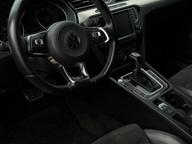 Сірий Фольксваген Пассат Варіант, об'ємом двигуна 2 л та пробігом 325 тис. км за 15800 $, фото 2 на Automoto.ua