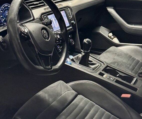 Фольксваген Пассат Варіант 2016 у Києві на Automoto.ua Сірий Фольксваген Пассат Варіант, об'ємом двигуна 2 л та пробігом 245 тис. км за 14038 $, фото 11 на Automoto.ua