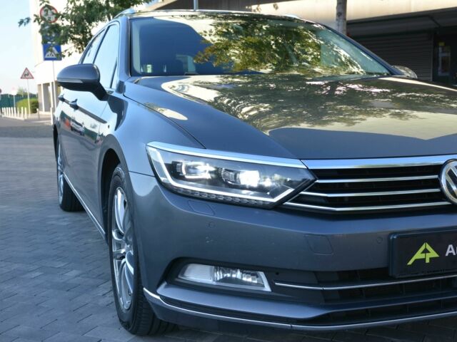 Фольксваген Пассат Варіант 2016 у Києві на Automoto.ua Сірий Фольксваген Пассат Варіант, об'ємом двигуна 2 л та пробігом 241 тис. км за 16222 $, фото 19 на Automoto.ua