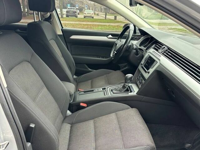 Сірий Фольксваген Пассат Варіант, об'ємом двигуна 2 л та пробігом 271 тис. км за 15100 $, фото 19 на Automoto.ua