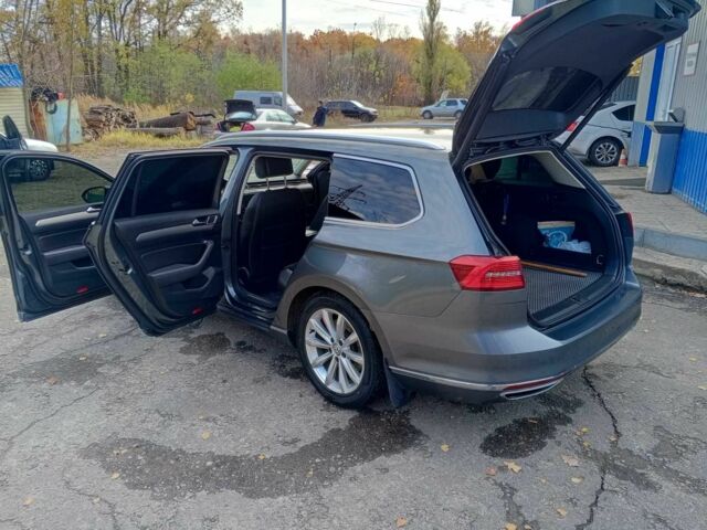 Серый Фольксваген Пассат Вариант, объемом двигателя 2 л и пробегом 270 тыс. км за 19500 $, фото 14 на Automoto.ua