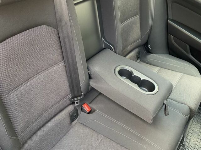 Серый Фольксваген Пассат Вариант, объемом двигателя 1.6 л и пробегом 230 тыс. км за 12500 $, фото 16 на Automoto.ua