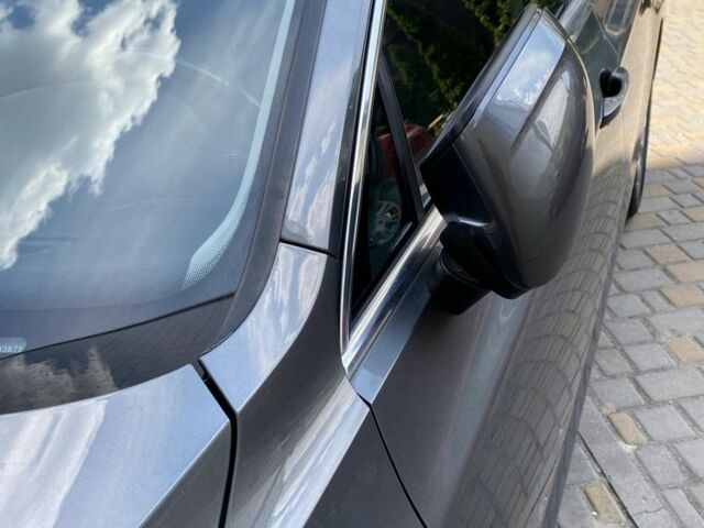 Серый Фольксваген Пассат Вариант, объемом двигателя 1.6 л и пробегом 230 тыс. км за 12500 $, фото 13 на Automoto.ua