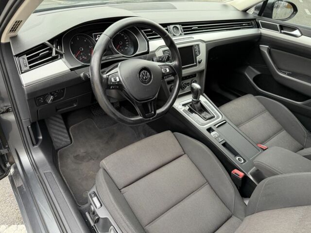 Сірий Фольксваген Пассат Варіант, об'ємом двигуна 2 л та пробігом 312 тис. км за 11999 $, фото 13 на Automoto.ua