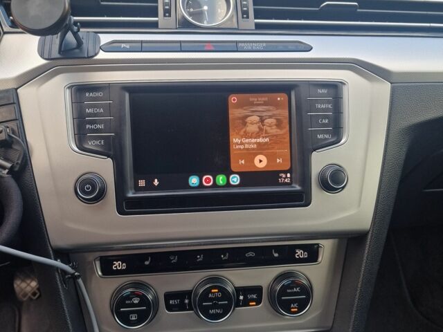 Серый Фольксваген Пассат Вариант, объемом двигателя 1.6 л и пробегом 250 тыс. км за 14300 $, фото 2 на Automoto.ua