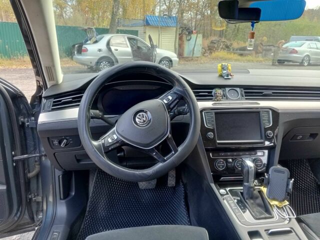 Серый Фольксваген Пассат Вариант, объемом двигателя 2 л и пробегом 270 тыс. км за 19500 $, фото 6 на Automoto.ua