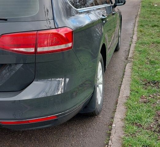 Серый Фольксваген Пассат Вариант, объемом двигателя 0 л и пробегом 234 тыс. км за 13000 $, фото 1 на Automoto.ua