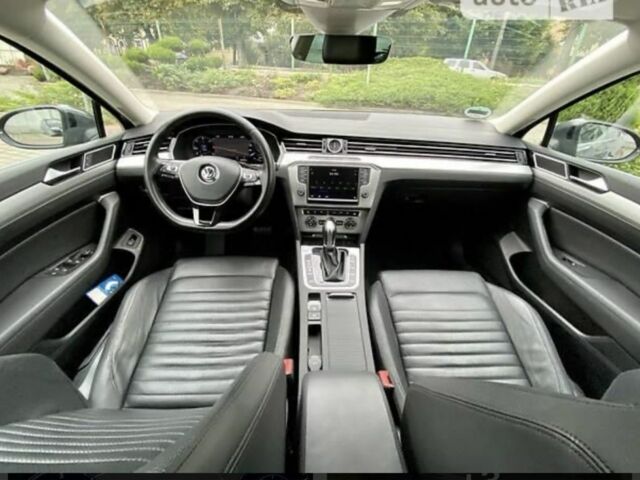 Фольксваген Пассат Варіант 2016 у Камінь-Каширський на Automoto.ua Сірий Фольксваген Пассат Варіант, об'ємом двигуна 2 л та пробігом 300 тис. км за 15383 $, фото 1 на Automoto.ua