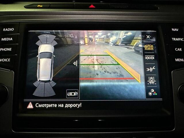 Сірий Фольксваген Пассат Варіант, об'ємом двигуна 2 л та пробігом 272 тис. км за 13899 $, фото 21 на Automoto.ua