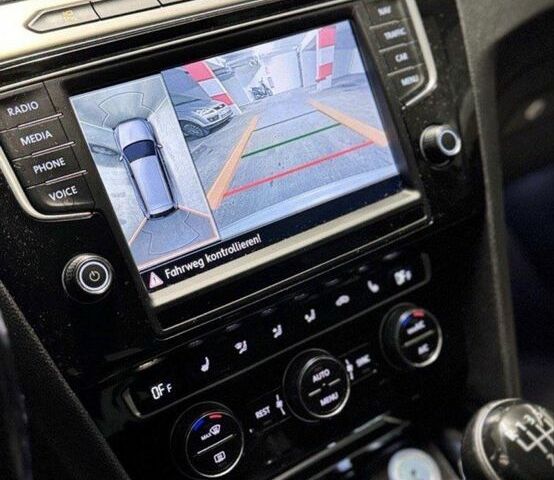 Фольксваген Пассат Варіант 2016 у Києві на Automoto.ua Сірий Фольксваген Пассат Варіант, об'ємом двигуна 2 л та пробігом 245 тис. км за 14038 $, фото 4 на Automoto.ua