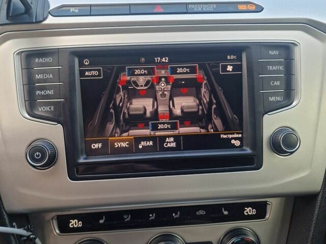 Серый Фольксваген Пассат Вариант, объемом двигателя 1.6 л и пробегом 250 тыс. км за 14300 $, фото 3 на Automoto.ua