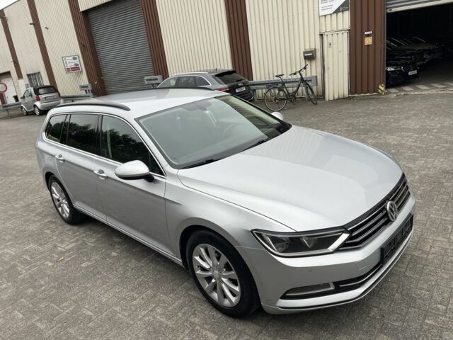 Серый Фольксваген Пассат Вариант, объемом двигателя 1.6 л и пробегом 275 тыс. км за 12700 $, фото 1 на Automoto.ua