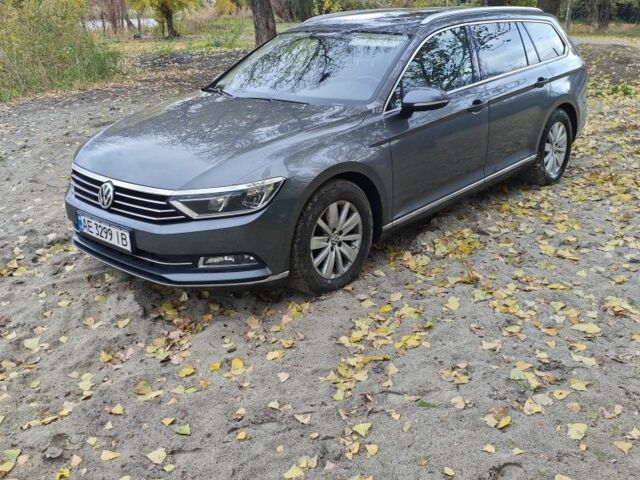 Фольксваген Пассат Варіант 2016 у Дніпро (Дніпропетровську) на Automoto.ua Сірий Фольксваген Пассат Варіант, об'ємом двигуна 1.6 л та пробігом 190 тис. км за 331 $, фото 1 на Automoto.ua