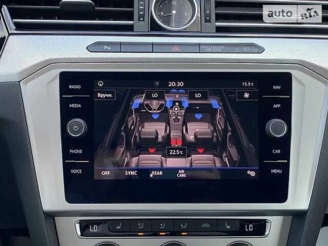 Серый Фольксваген Пассат Вариант, объемом двигателя 2 л и пробегом 210 тыс. км за 17300 $, фото 12 на Automoto.ua