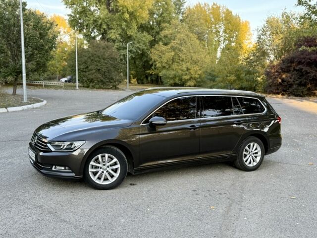 Фольксваген Пассат Варіант 2017 у Дніпро (Дніпропетровську) на Automoto.ua Сірий Фольксваген Пассат Варіант, об'ємом двигуна 1.6 л та пробігом 122 тис. км за 14800 $, фото 10 на Automoto.ua