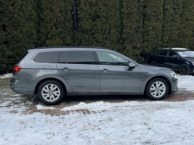 Серый Фольксваген Пассат Вариант, объемом двигателя 1.6 л и пробегом 211 тыс. км за 14900 $, фото 1 на Automoto.ua