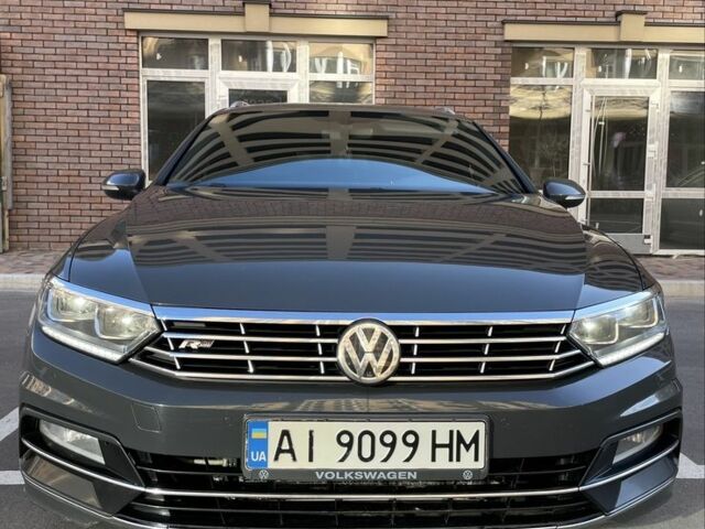 Сірий Фольксваген Пассат Варіант, об'ємом двигуна 2 л та пробігом 223 тис. км за 16500 $, фото 1 на Automoto.ua