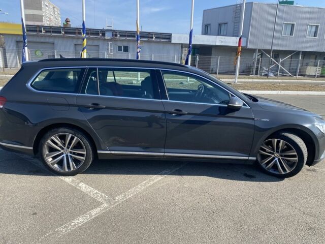 Фольксваген Пассат Вариант 2017 в Киеве на Automoto.ua Серый Фольксваген Пассат Вариант, объемом двигателя 2 л и пробегом 295 тыс. км за 14500 $, фото 8 на Automoto.ua