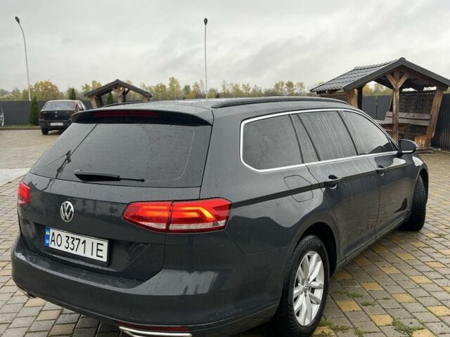 Сірий Фольксваген Пассат Варіант, об'ємом двигуна 2 л та пробігом 276 тис. км за 12800 $, фото 6 на Automoto.ua