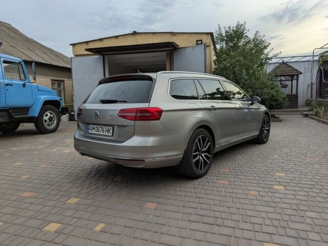 Сірий Фольксваген Пассат Варіант, об'ємом двигуна 2 л та пробігом 253 тис. км за 18900 $, фото 3 на Automoto.ua