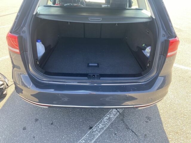 Фольксваген Пассат Вариант 2017 в Киеве на Automoto.ua Серый Фольксваген Пассат Вариант, объемом двигателя 2 л и пробегом 295 тыс. км за 14500 $, фото 21 на Automoto.ua