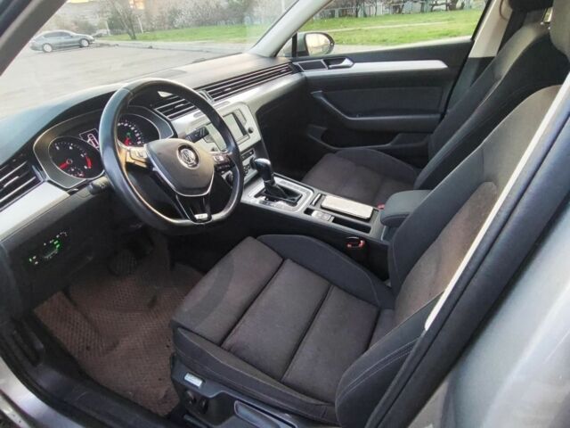 Сірий Фольксваген Пассат Варіант, об'ємом двигуна 2 л та пробігом 208 тис. км за 15200 $, фото 7 на Automoto.ua