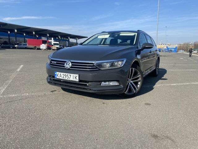 Фольксваген Пассат Вариант 2017 в Киеве на Automoto.ua Серый Фольксваген Пассат Вариант, объемом двигателя 2 л и пробегом 295 тыс. км за 14500 $, фото 1 на Automoto.ua