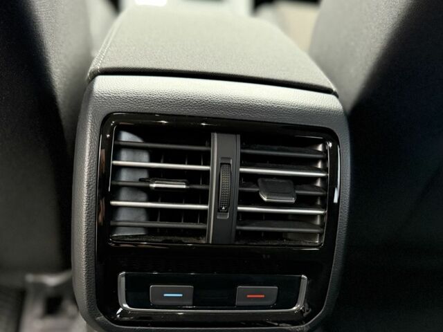 Серый Фольксваген Пассат Вариант, объемом двигателя 1.6 л и пробегом 251 тыс. км за 14500 $, фото 3 на Automoto.ua